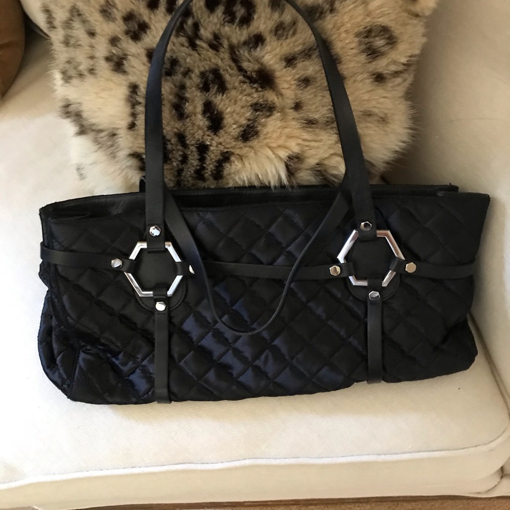 Hype new bag with magnetic inside closure